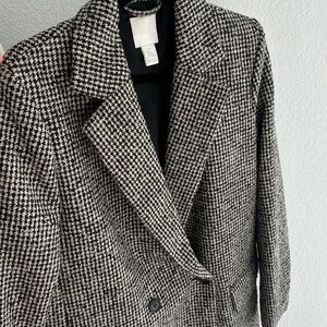 H&M Black and White Houndstooth Blazer
